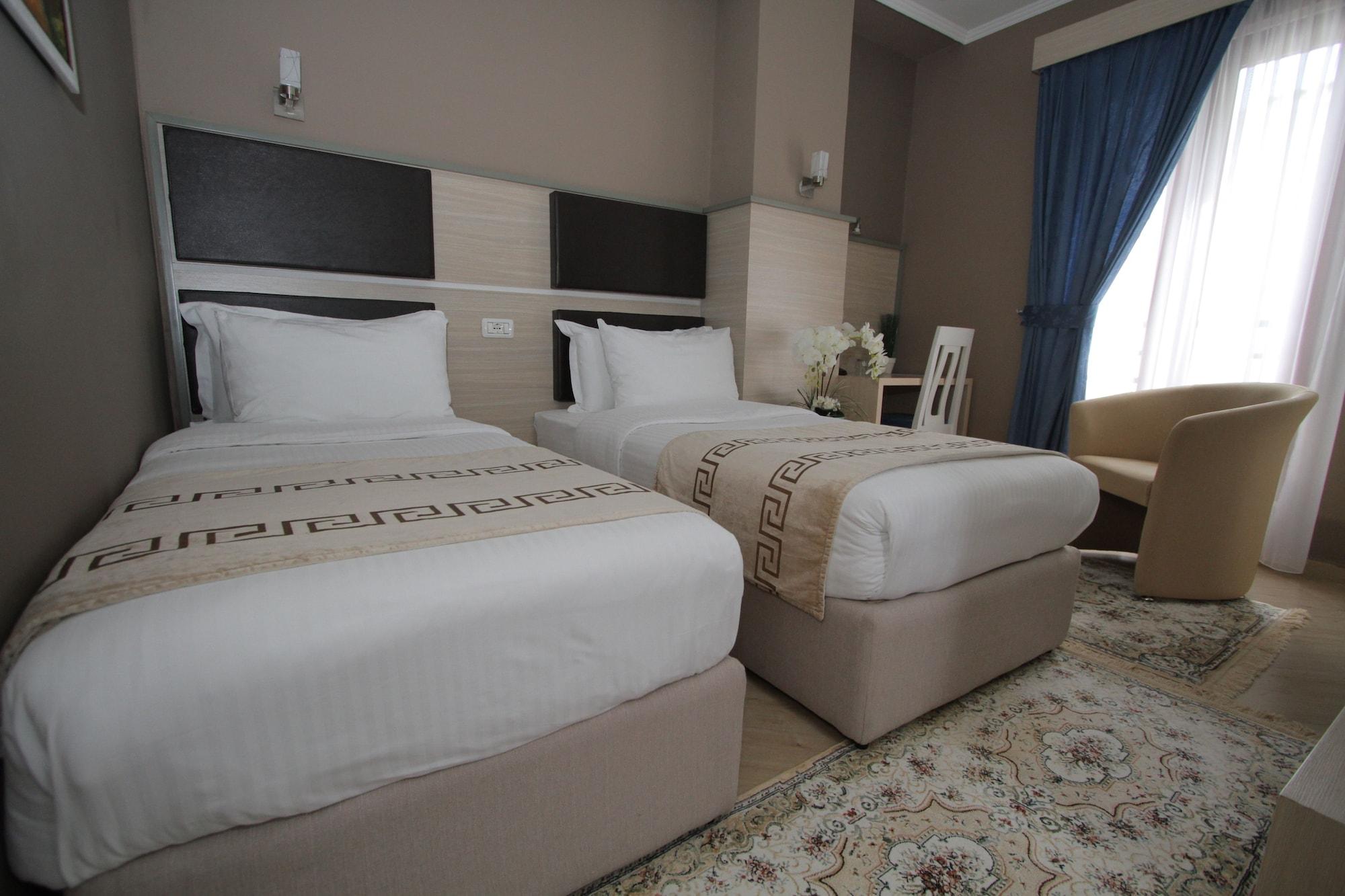 Capital Bruçi 3* Tirana